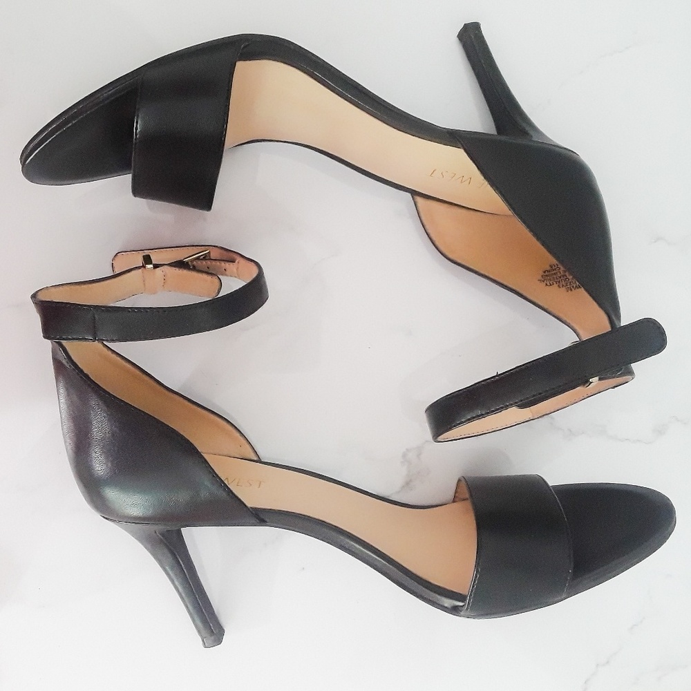 Nine West Ankle Strap Heels Size 8.5